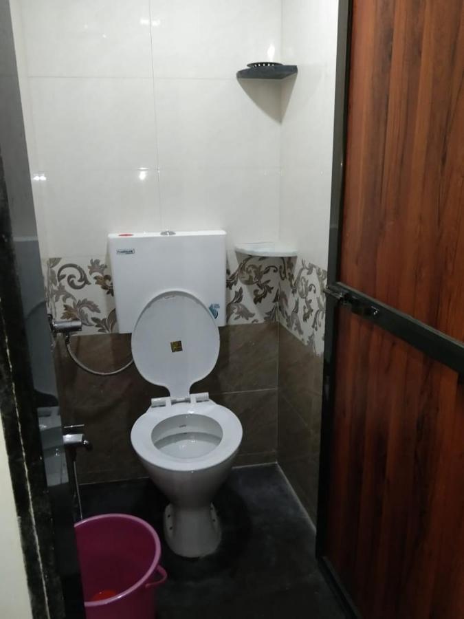 Sadguru Lodge 뭄바이 외부 사진