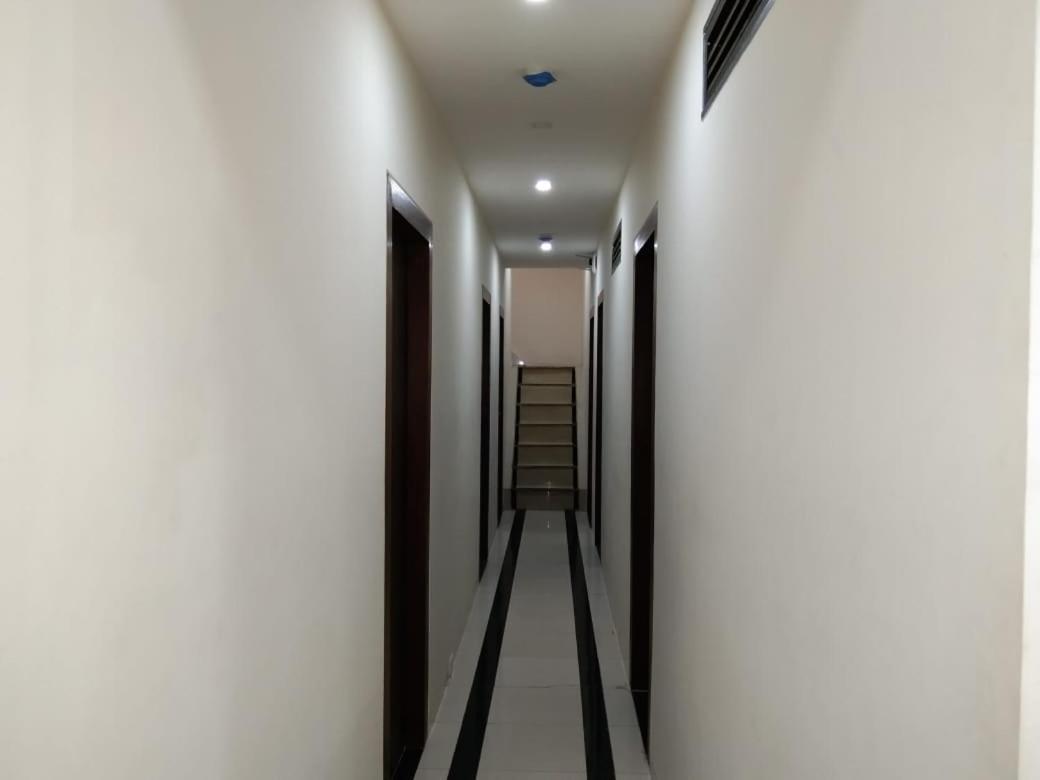 Sadguru Lodge 뭄바이 외부 사진